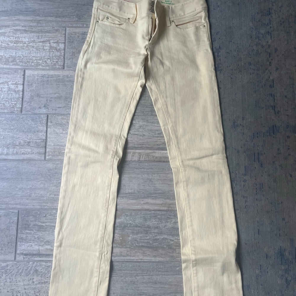 Yellow Lilly Pulitzer worth straight jeans